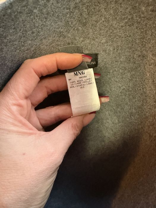 Вълнена шапка тип кофа Mango