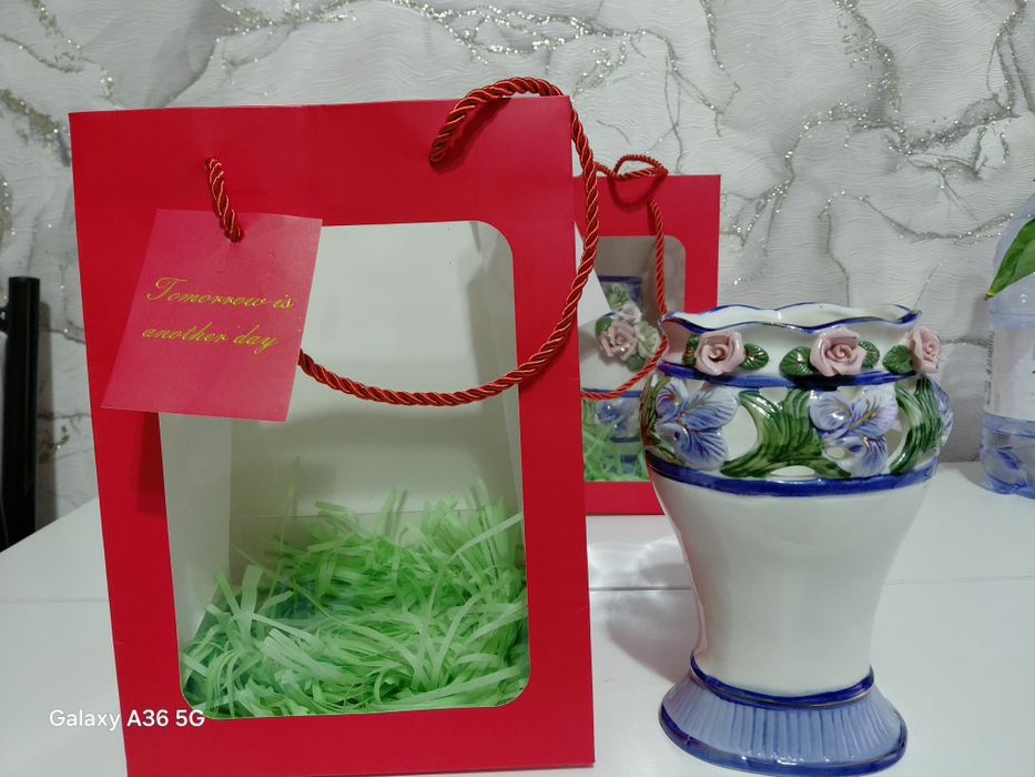 Подарок ваза для цветов