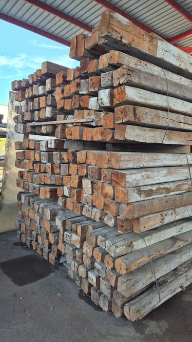 115 годишни греди от червен бор, 15х15см, 8м дължина