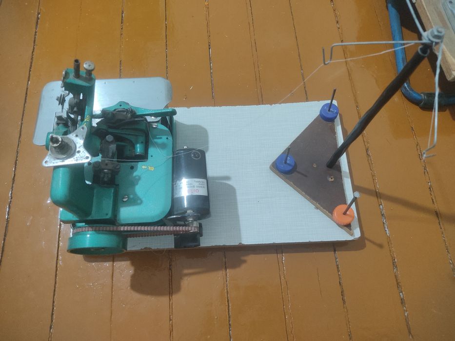 Overlog tikuv mashinasi