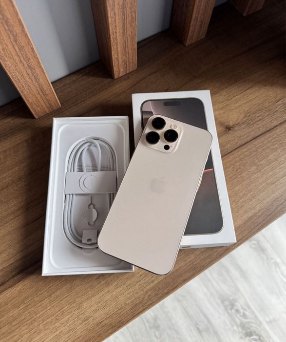 iPhone 16 Pro Max ,256 GB