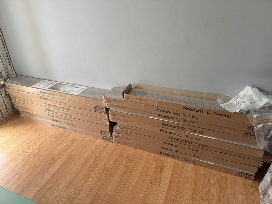НОВ Ламиниран паркет Kronostep 32 AC4 Дъб Арас 7523 8мм 35 квадрата