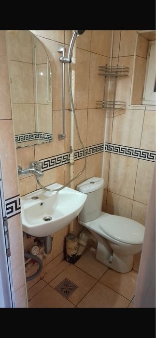 Inchiriez garsonieră mai multe detalii in privat