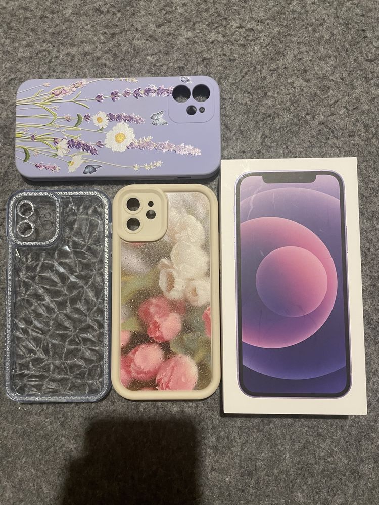Продава,бартер Iphone 12 комплект