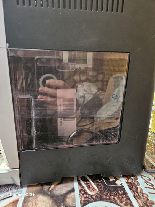 Vând Espressor Delonghi Magnifica