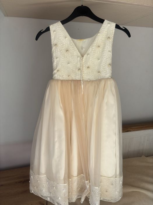 Офицялна рокля за момиче