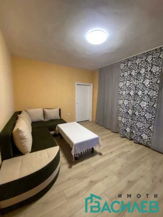 Продава се Двустаен апартамент в София, Център - 60 кв.м за 2584 €/кв.м - Снимка #2