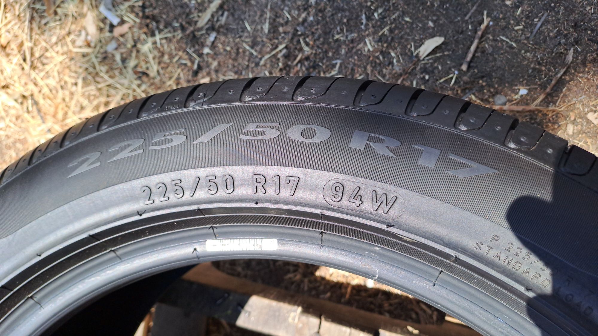 2бр. Почти Нови 225/50/17 Pirelli Cinturato P7