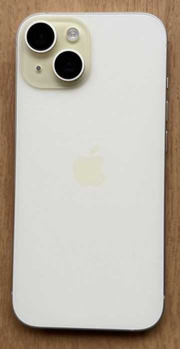 iPhone 15 128gb, Yellow - като нов, гаранция!