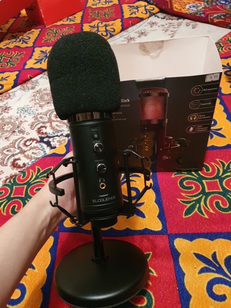 Микрофон абсолютно новый