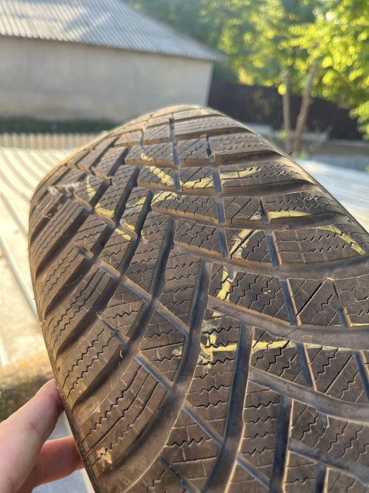 Vand cauciucuri 205/60 r16