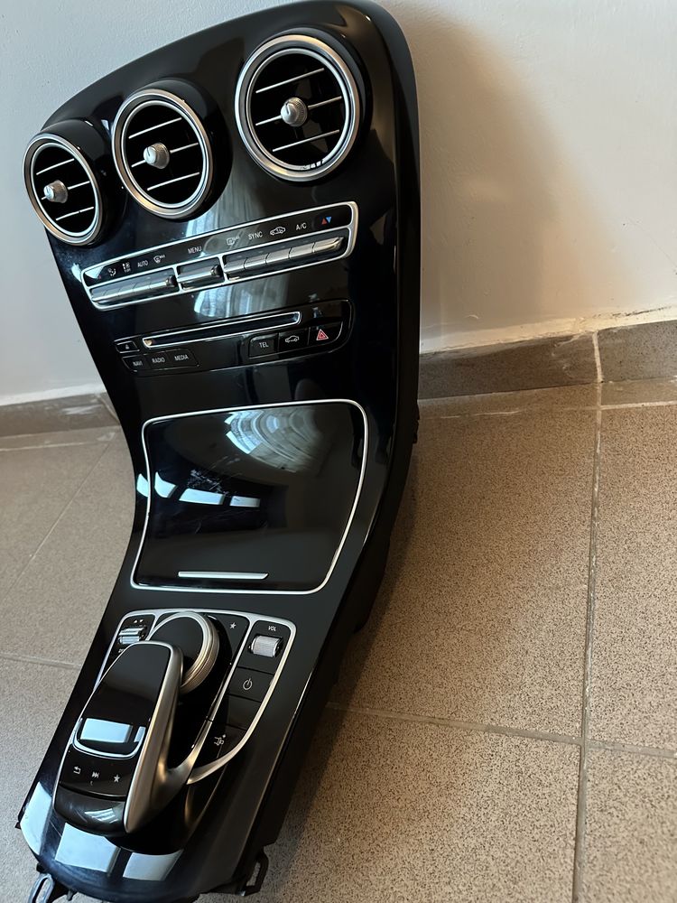 Vand consola centrala GLC Coupe