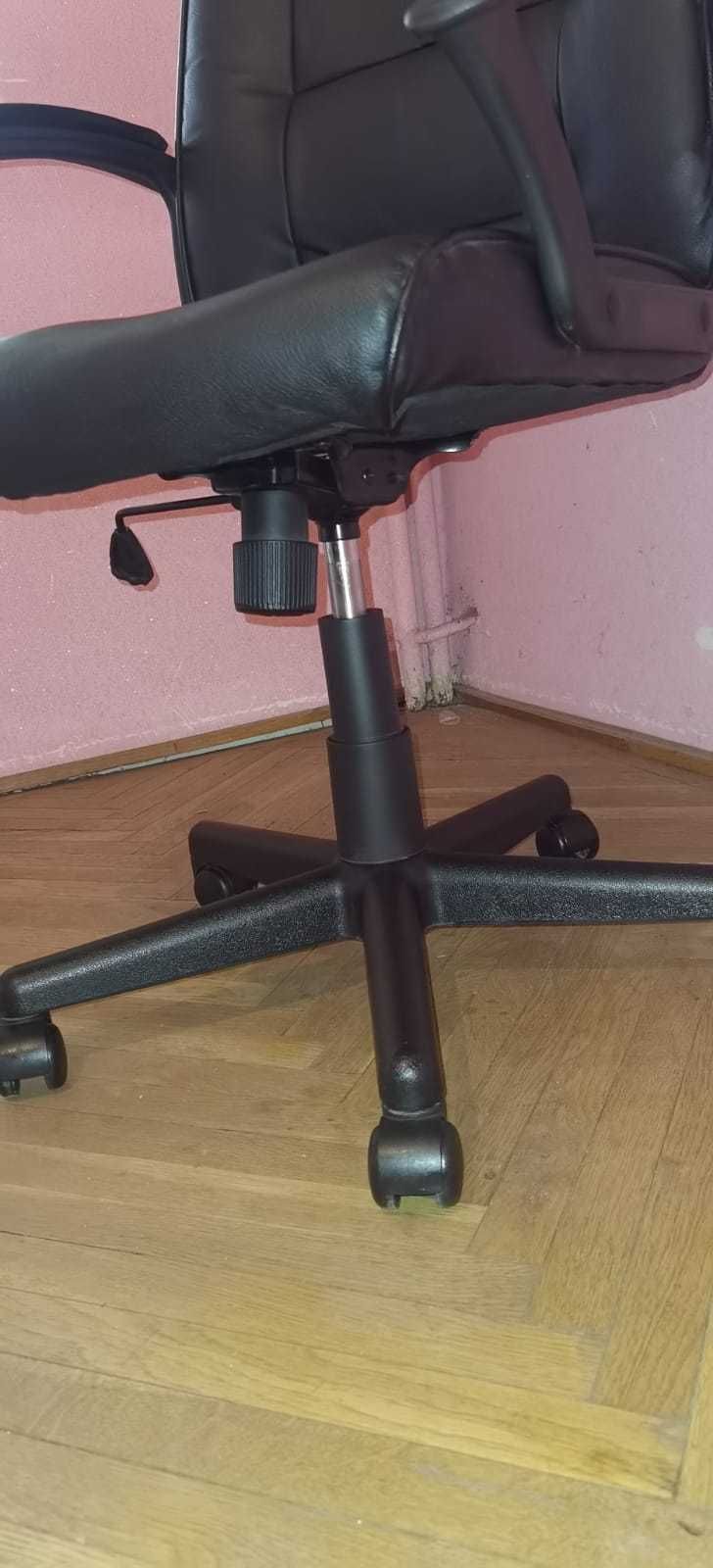 Scaun de birou Ergonomic -Piele