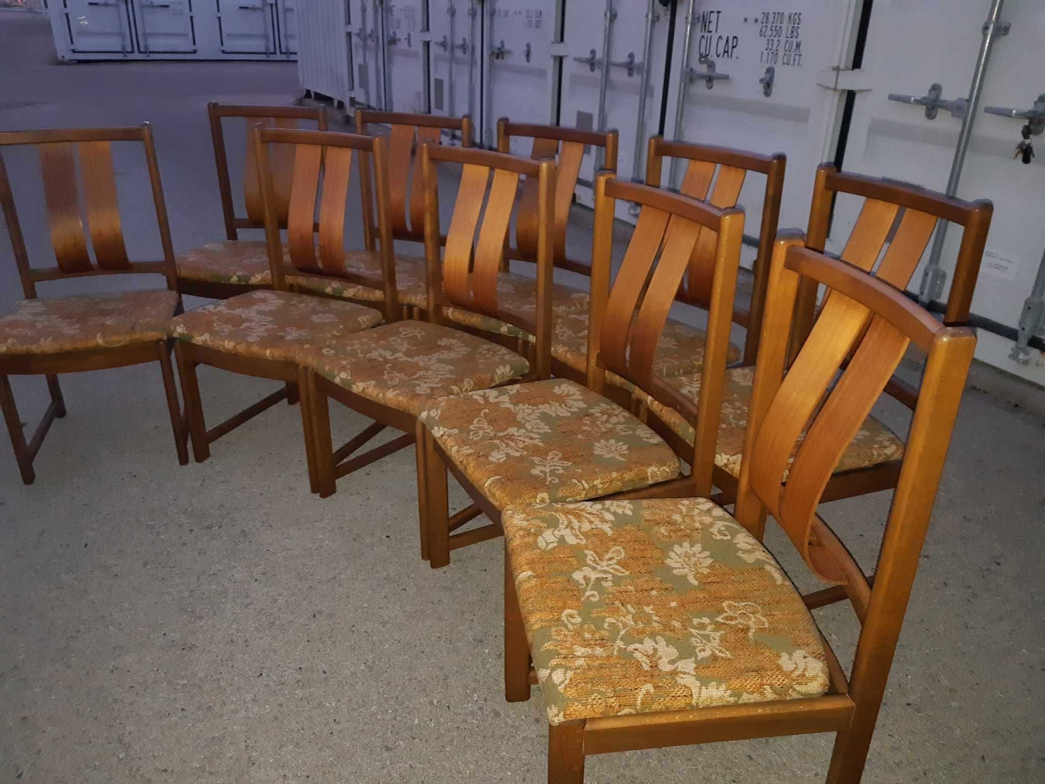 Scaune Vechi din Lemn Masiv 10 Bucati