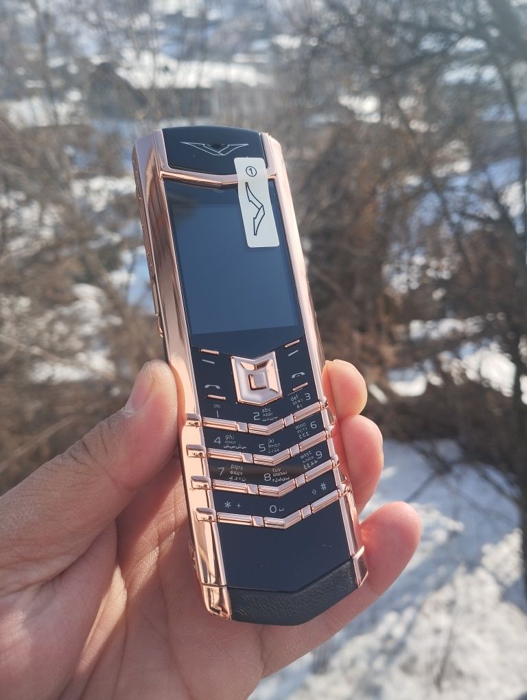 Vertu signature S модели