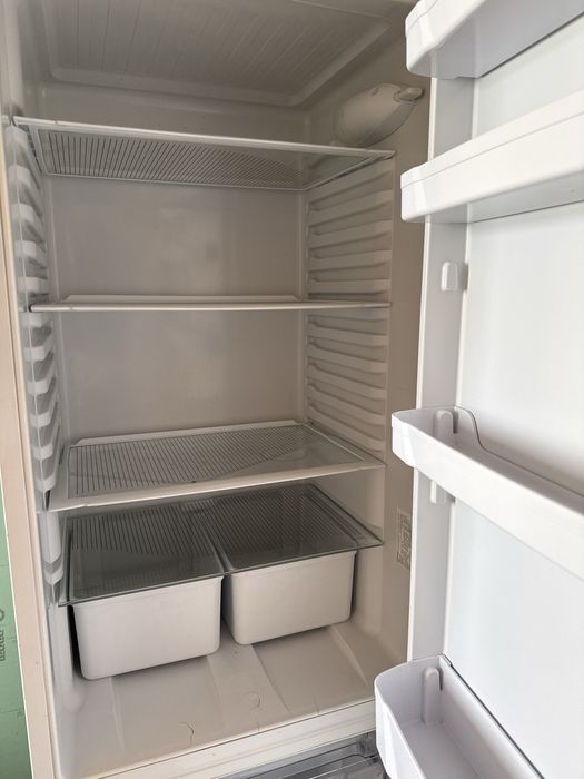 Продам холодильник б/у в рабочем состоянии