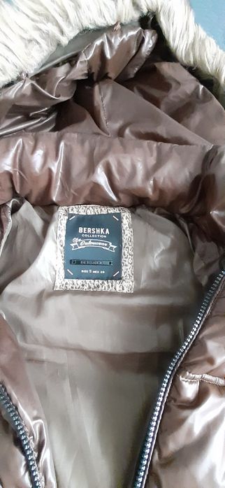 Geaca Bershka, marimea S