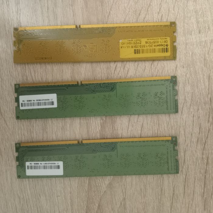 Продам неработающую оперативку ddr3