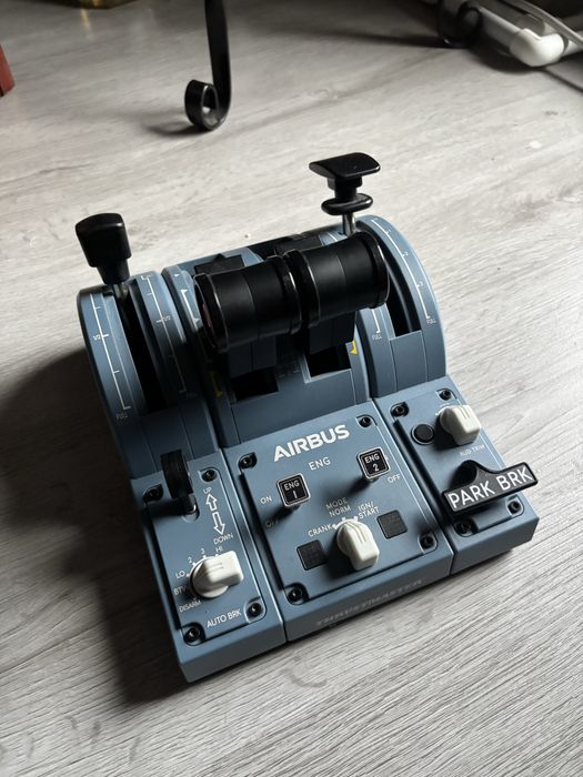 Thrustmaster joystick + throttle airbus ( compatibil PC si XBOX )