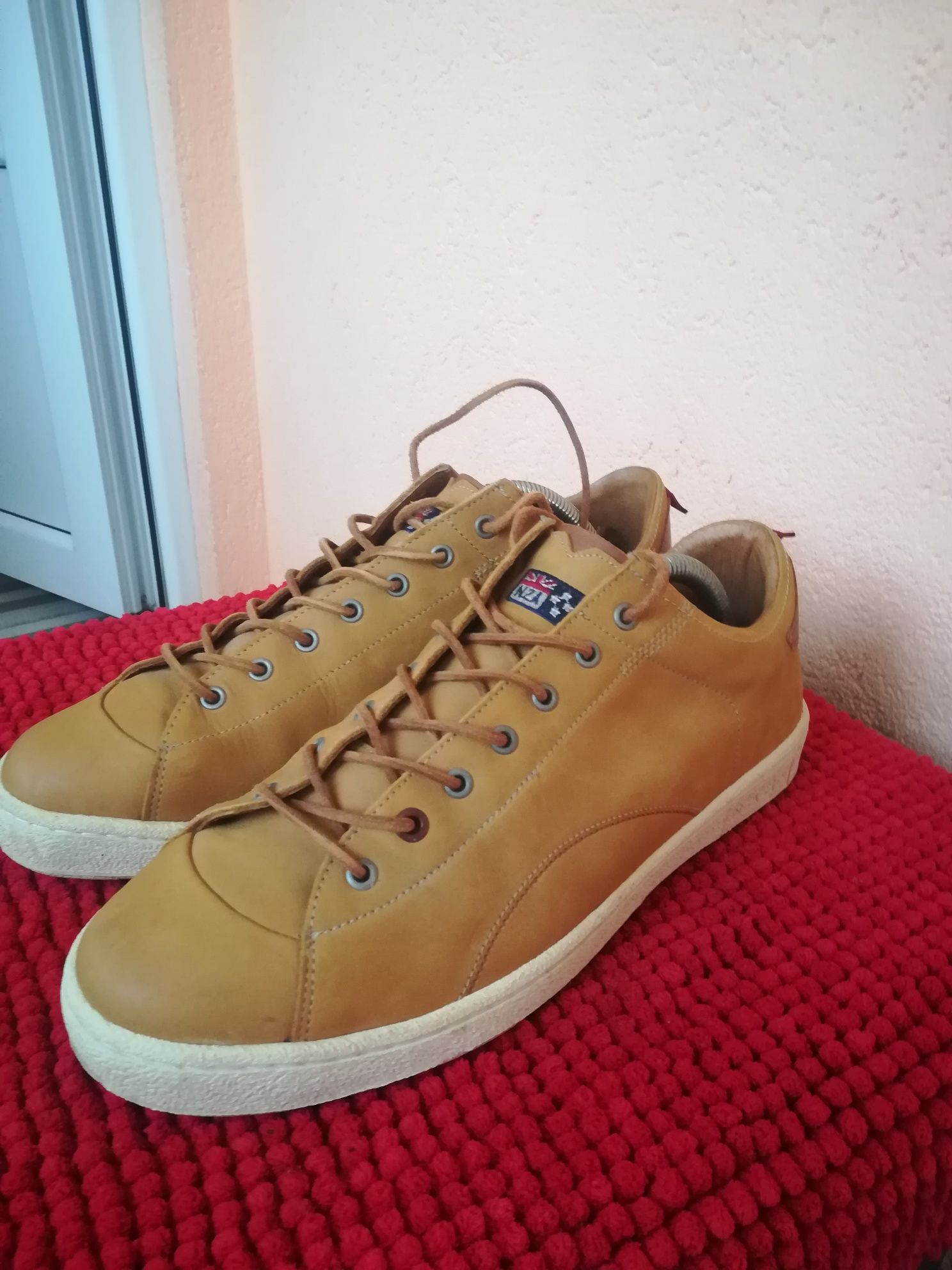 Adidași nr 46 piele NZA