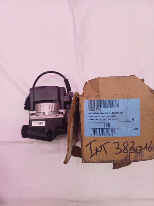 Pompa recirculare centrala gaze Ariston Baxi Viessmann