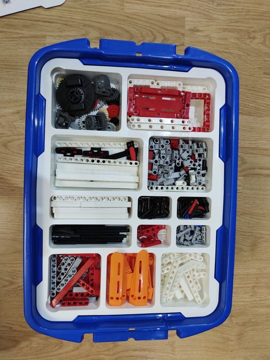 Конструктор Banbao ET841 аналог ev3