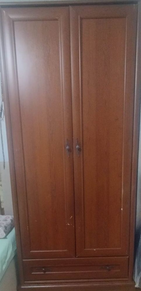Продам шифонер в хорошем состояние