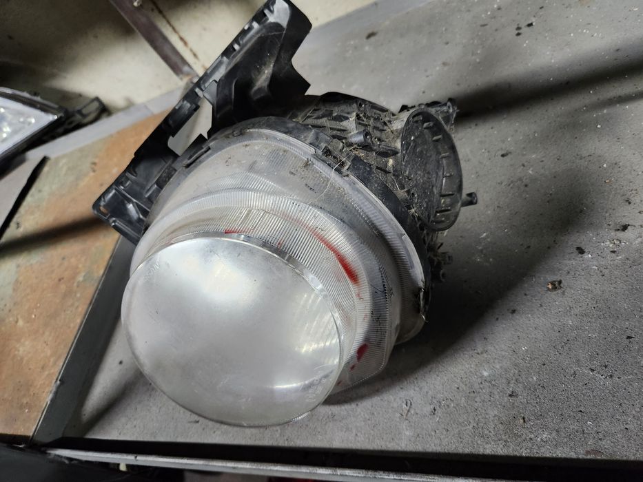 Ляв  Фар за Nissan Juke