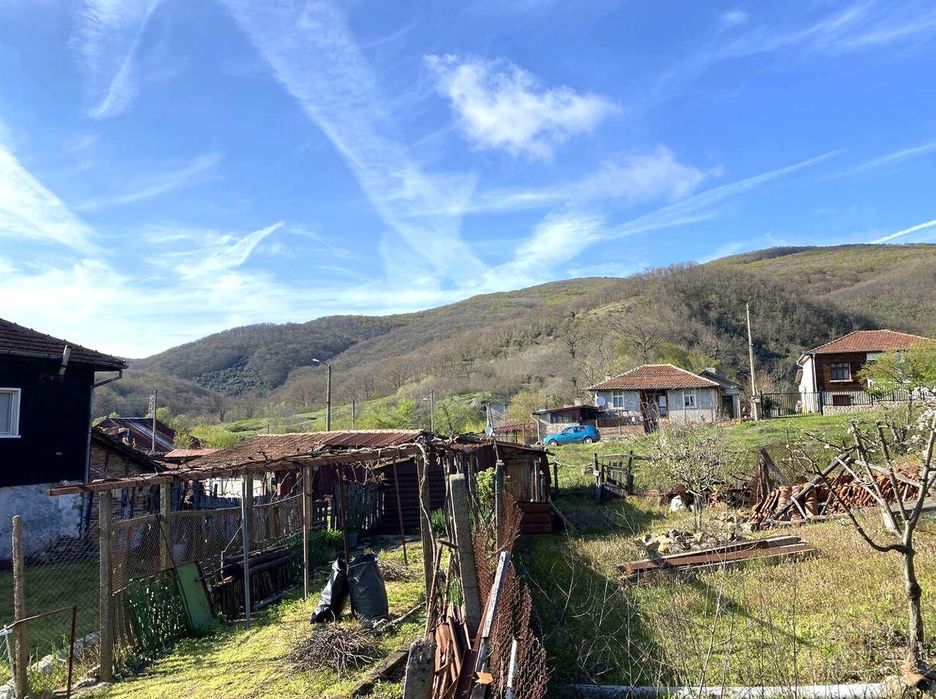 Продава се Къща в Бургас, Център - 112 кв.м за 249 €/кв.м - Снимка #7