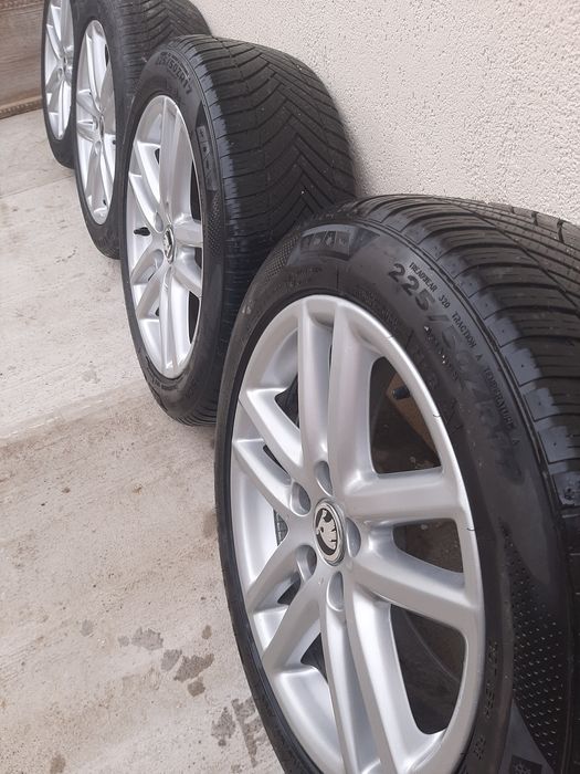 Jante OEM VW, R 17,  7.5 J,  et. 47 și anvelope allseason 225 50 17.