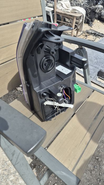 Оригинален Ляв Фар за Форд Транзит 2006- 2012г