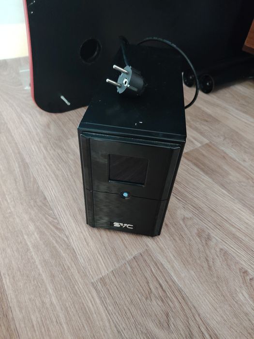 Продам ибп SVC V-1500-L-LCD