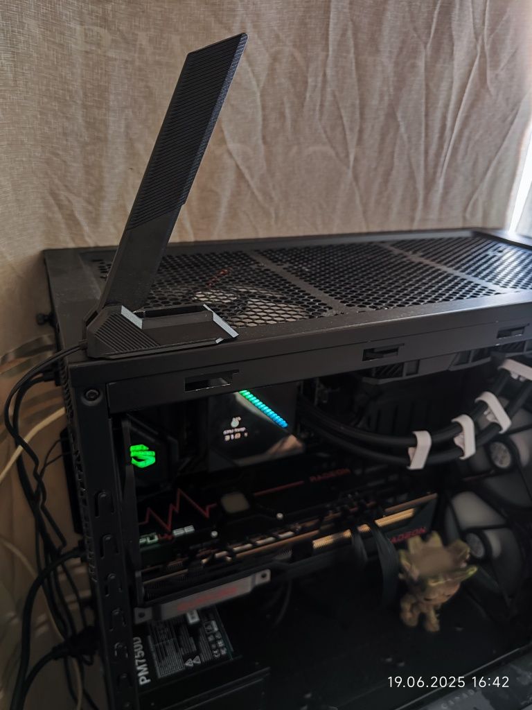 Геймърски i7 13700kf,RX 6800 16GB OC,RAM 32GB DDR5 4800