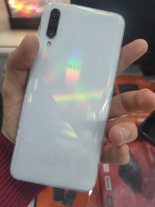 Samsung  A30S sotiladi