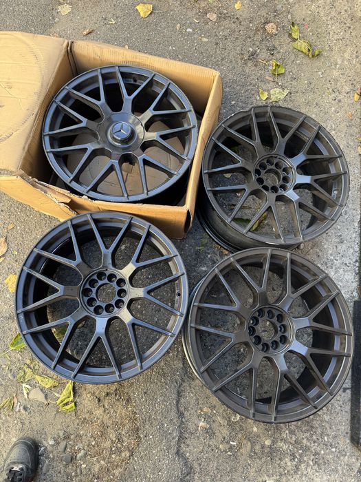 Jante Mercedes R19