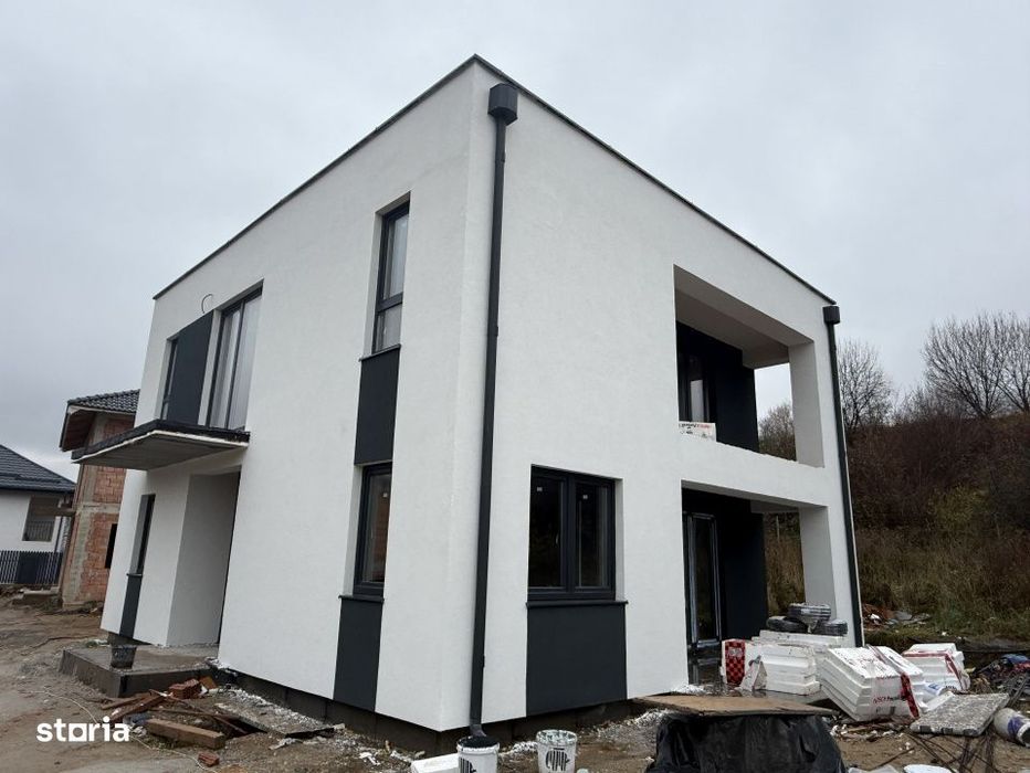 Casa individuala de vanzare – Luna de Sus, cartier rezidential priva
