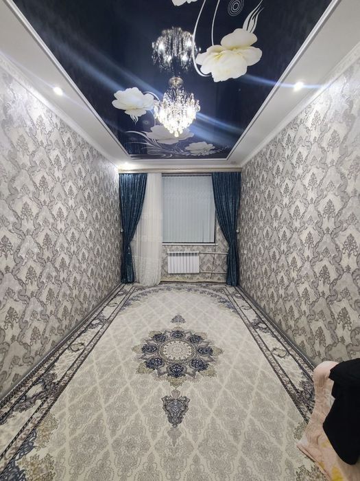 Продам 2 ком квартиру 2/4/5  66,36 мкв Наваи возле янги базар