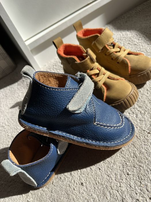 Lot de Incaltaminte de piele pebebe masura 23 si adidasi 23/24