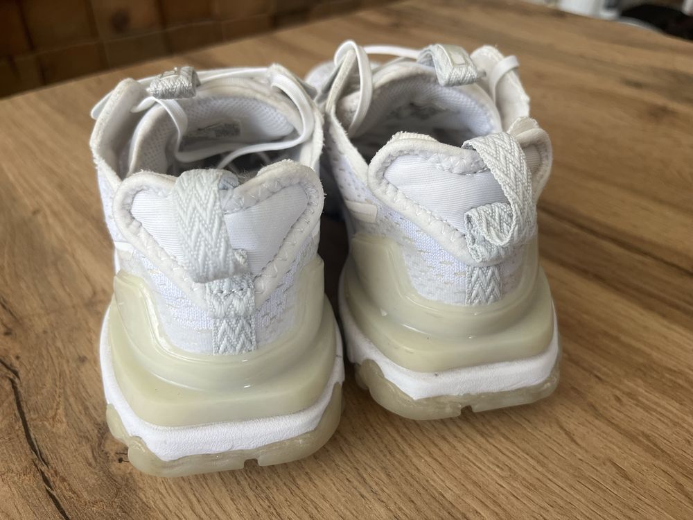 Nike React Vision 35.5