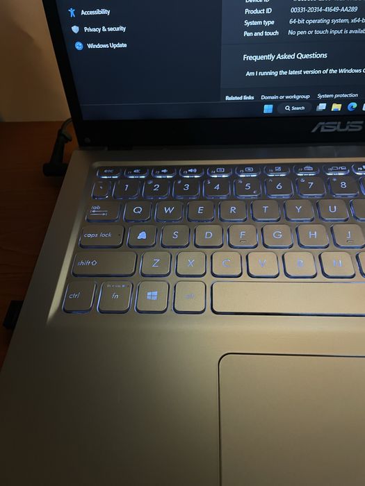 Vand laptop asus sau schimb cu pc