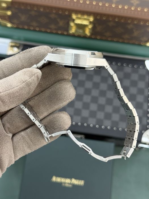 Audemars Piguet Royal Oak 43mm