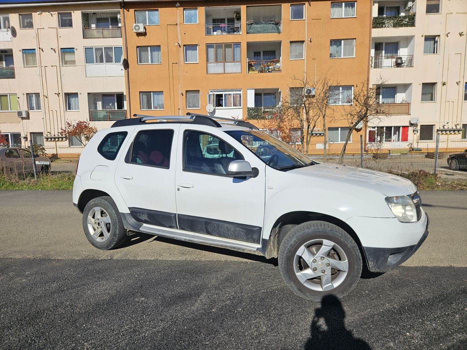 Vând urgent Duster 2x4 1.5 disel in stare bună