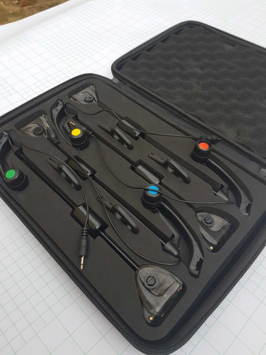 Set 4 Swingeri MKM3 cu Iluminare si Penar Transport FL BLACK EDITION