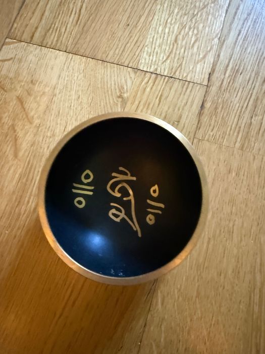 Поющая чаша для медитации, релаксации и гармонии