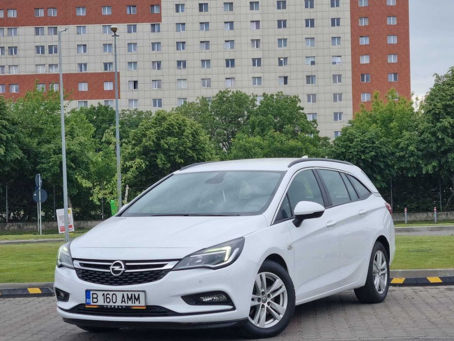 Opel Astra Ellegance 1.6 CDTI 130 CP
