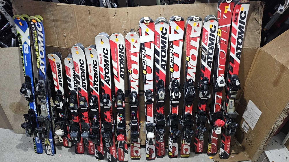 Vand Ski-uri Atomic pachet 20 Fisher pachet 23 perechi