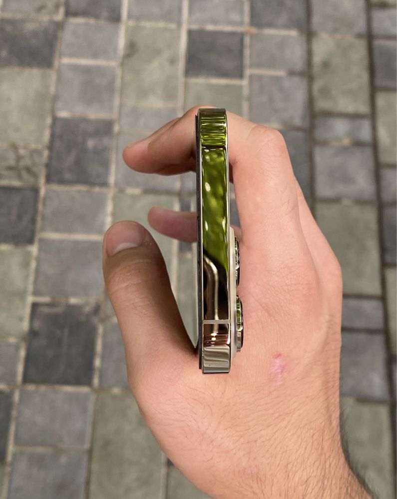Iphone 13pro sotiladi