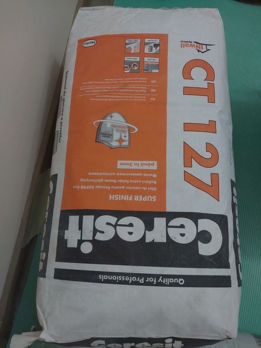 Glet alb de interior