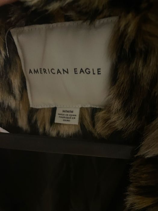 Haine de blana artificiala ZARA