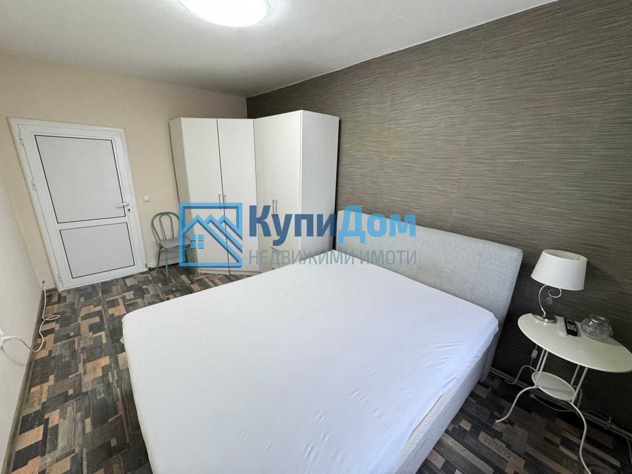 Дава се под наем Тристаен апартамент в Варна, Базар Левски - 70 кв.м за 550 € - Снимка #8
